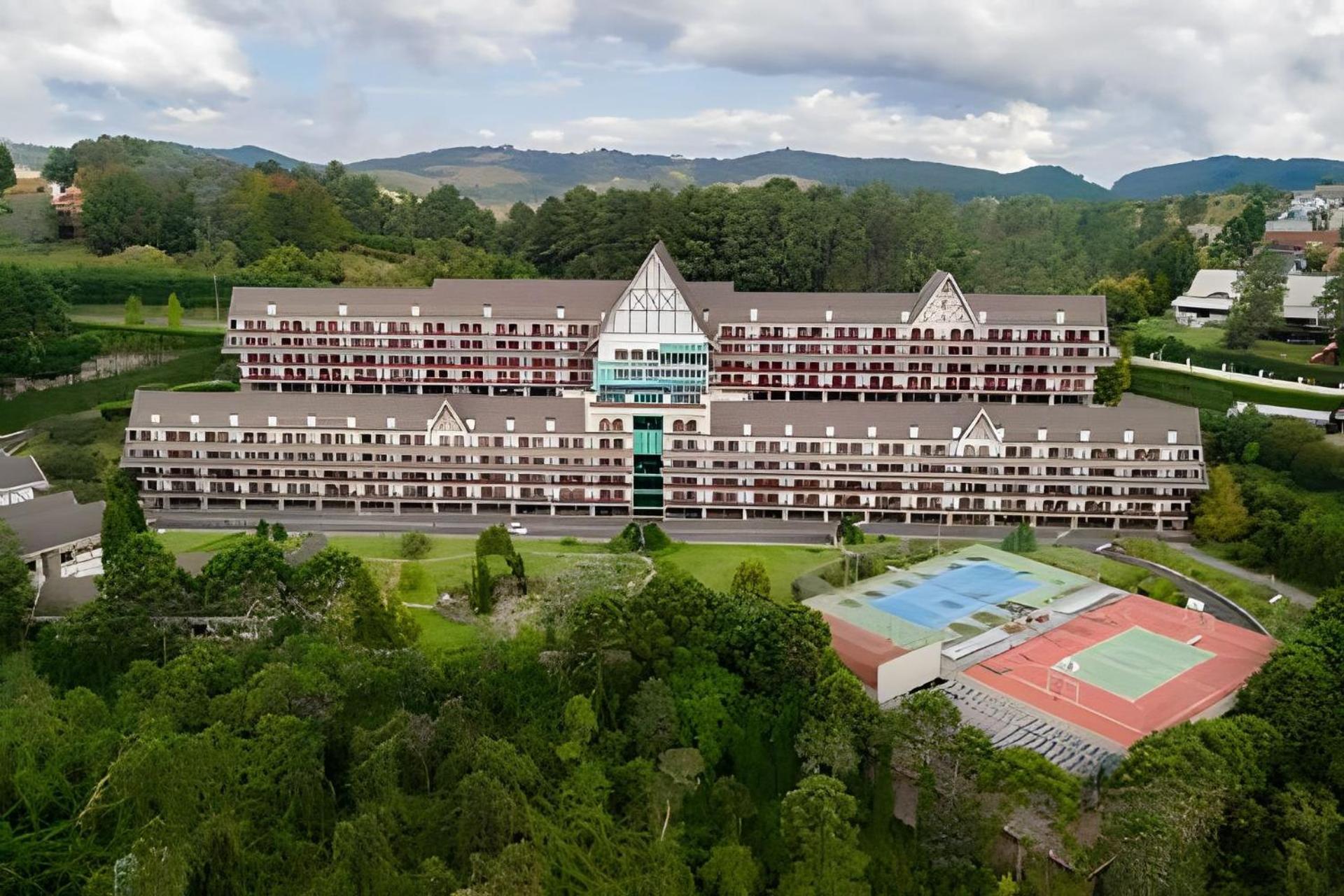Mineir.inn - Piscina Aquecida E Hidro Na Montanha